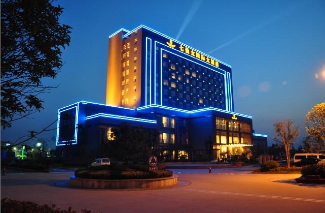 ��������Ů��Ƶ�������{(di��o)ˮ̎��